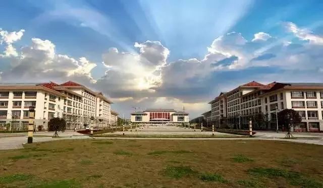 贵州民族大学